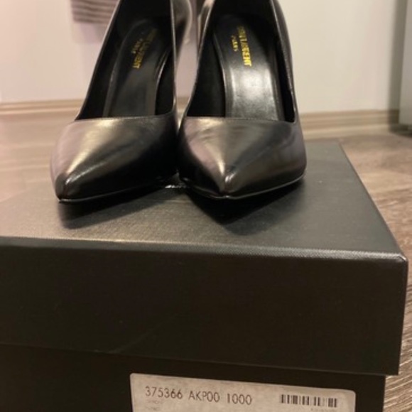 Brand new - in box Saint Laurent stiletto heels - Picture 3 of 6